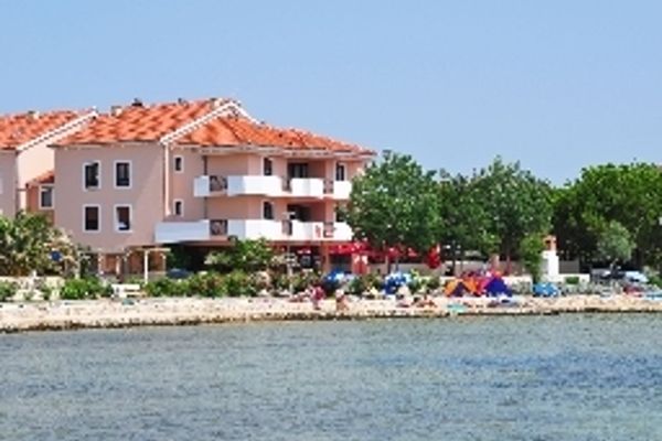 Laguna (Privlaka)